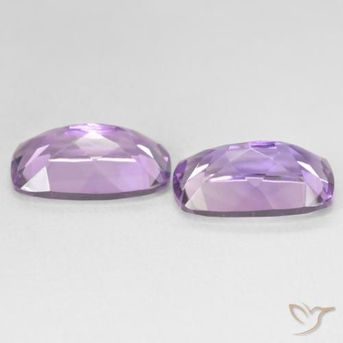 Gemas de Amatista Medium Light Purplish-Violet natural de 10.83 ct, Forma Cojín, VS