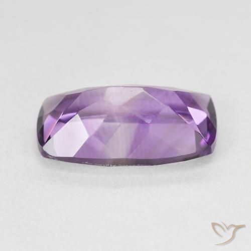 Amatista Violeta medio claro natural de 5.73 ct, Forma Cojín, VVS