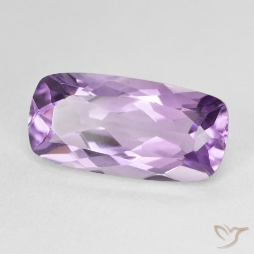 Amatista Violeta medio claro natural de 7.55 ct, Forma Cojín, VVS