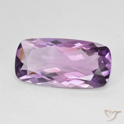 Amatista Violeta medio claro natural de 6.91 ct, Forma Cojín, VVS