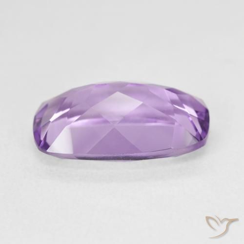 Amatista Violeta medio natural de 5.68 ct, Forma Cojín, VVS