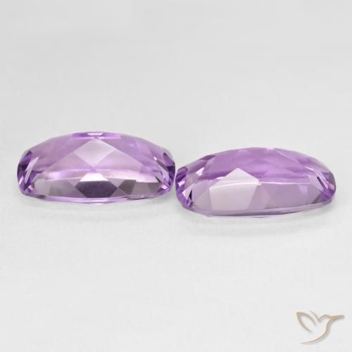 Gemas de Amatista Violeta medio natural de 10.87 ct, Forma Cojín, VVS