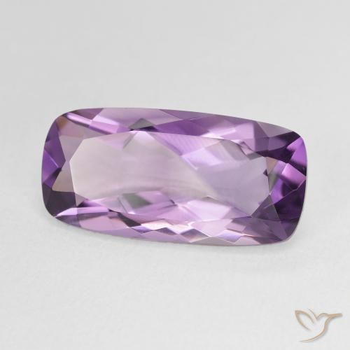 Amatista Violeta medio natural de 6.83 ct, Forma Cojín, VVS