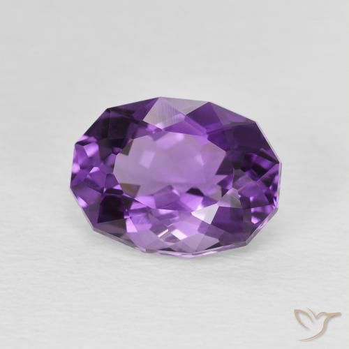 Amatista Violeta rosáceo oscuro natural de 2.52 ct, Ovalada, VVS