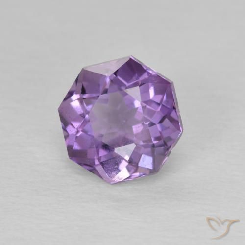 Amatista Violeta iris rosáceo natural de 1.57 ct, Corte Octágono / Esmeralda, VS-SI
