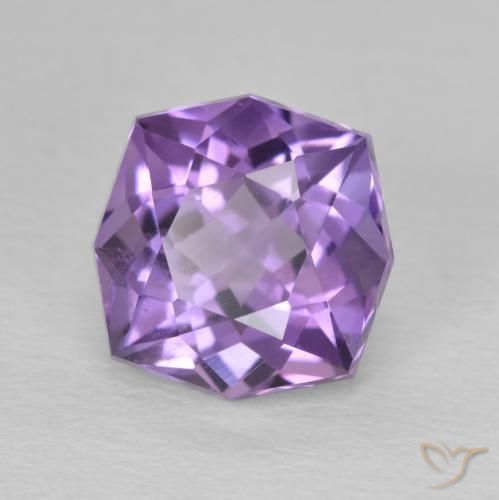 Amatista Violeta iris rosáceo natural de 2.43 ct, Elegante, VS-SI