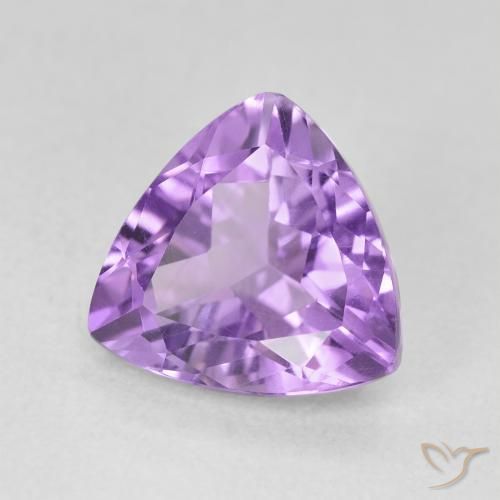 Amatista Violeta oscuro natural de 2.85 ct, Trillón, VVS-VS