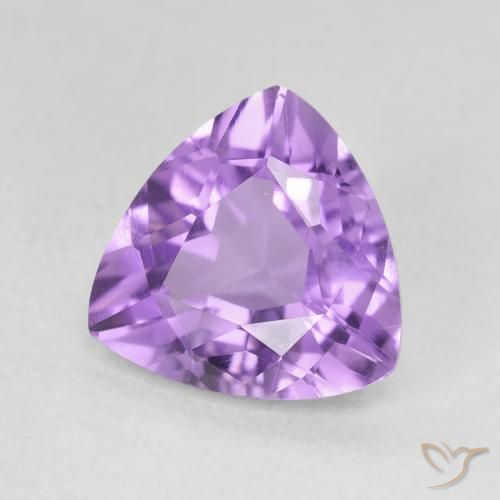 Amatista Violeta iris natural de 2.62 ct, Trillón, VVS-VS