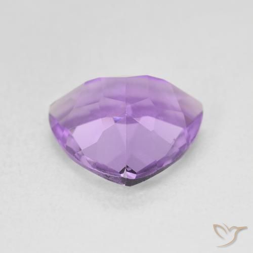 Amatista Violeta iris natural de 2.62 ct, Trillón, VVS-VS