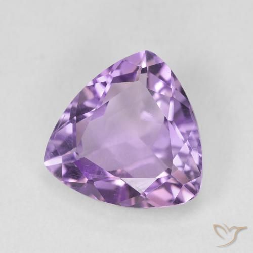 Amatista Violeta medio natural de 2.56 ct, Trillón, VS