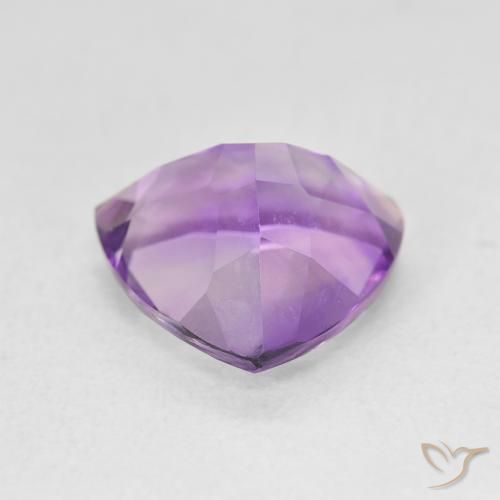 Amatista Violeta medio natural de 3.06 ct, Trillón, VS