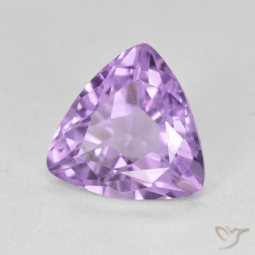 Amatista Violeta medio natural de 2.71 ct, Trillón, VS