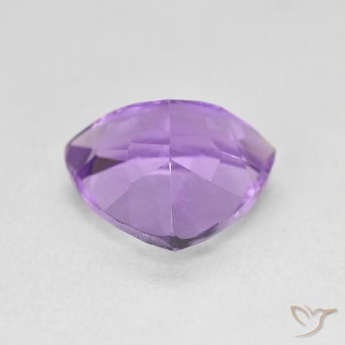 Amatista Violeta medio natural de 2.78 ct, Trillón, VVS