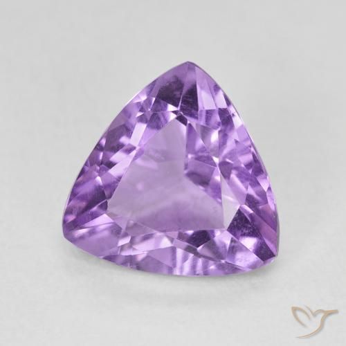 Amatista Violeta oscuro natural de 2.71 ct, Trillón, VVS-VS