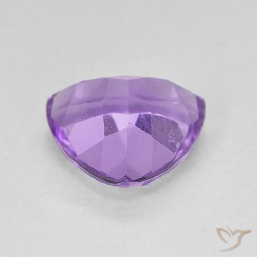 Amatista Violeta oscuro natural de 2.91 ct, Trillón, VVS-VS