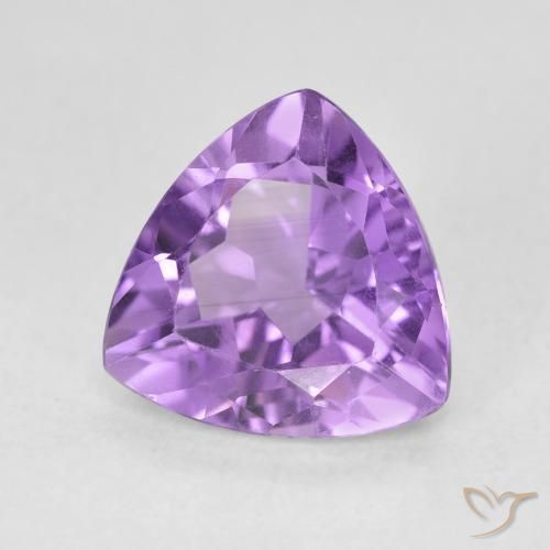 Amatista Violeta intenso natural de 2.97 ct, Trillón, VVS-VS