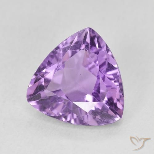Amatista Violeta oscuro natural de 2.91 ct, Trillón, VVS
