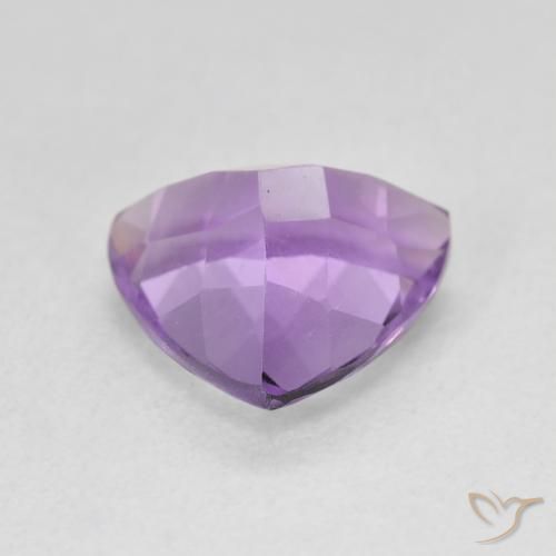 Amatista Violeta oscuro natural de 2.91 ct, Trillón, VVS