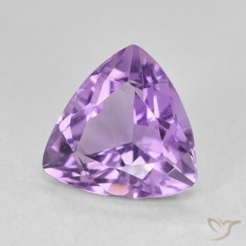 Amatista Violeta oscuro natural de 2.84 ct, Trillón, VVS