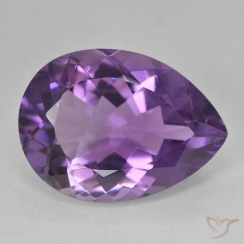 Amatista Violeta medio natural de 15.83 ct, En forma de pera, VVS-VS