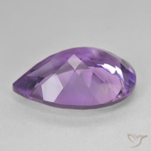 Amatista Violeta medio natural de 15.83 ct, En forma de pera, VVS-VS