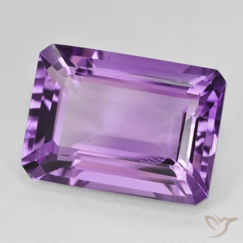 Amatista Violeta púrpura medio natural de 15.66 ct, Corte Octágono / Esmeralda, VS