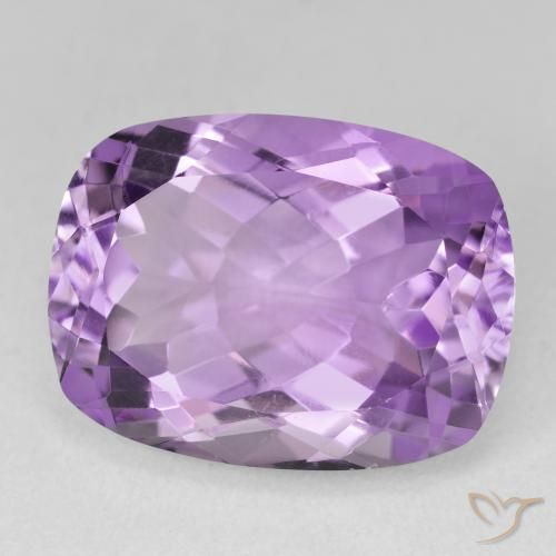 Amatista Violeta medio claro natural de 19.50 ct, Forma Cojín, VVS-VS