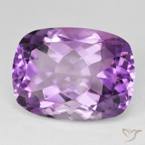 Amatista Violeta medio claro natural de 20.45 ct, Forma Cojín, VVS-VS
