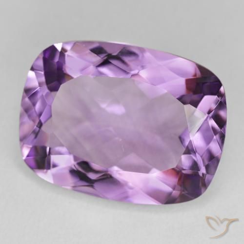 Amatista Violeta medio claro natural de 16.89 ct, Forma Cojín, VVS-VS