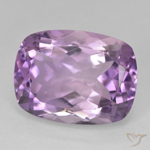 Amatista Violeta medio claro natural de 19.70 ct, Forma Cojín, VS