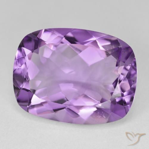 Amatista Violeta medio natural de 15.61 ct, Forma Cojín, VVS-VS