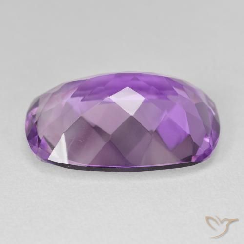 Amatista Violeta medio natural de 15.61 ct, Forma Cojín, VVS-VS