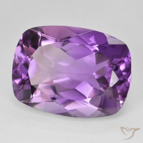 Amatista Violeta medio natural de 18.71 ct, Forma Cojín, VVS
