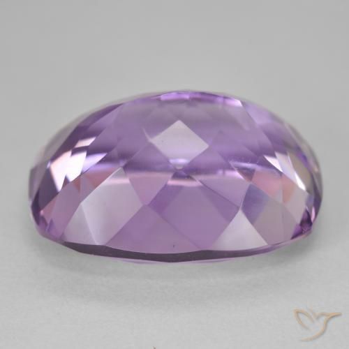 Amatista Violeta medio natural de 20.86 ct, Forma Cojín, VVS