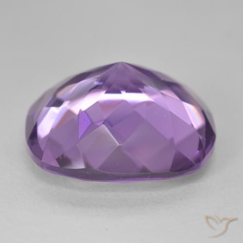 Amatista Violeta medio natural de 17.69 ct, Forma Cojín, VVS