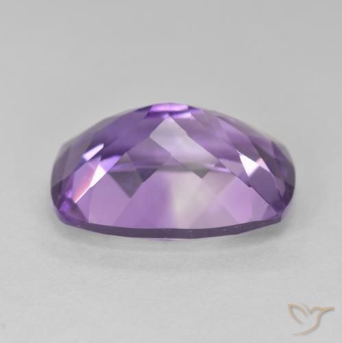 Amatista Violeta medio natural de 12.54 ct, Forma Cojín, VVS