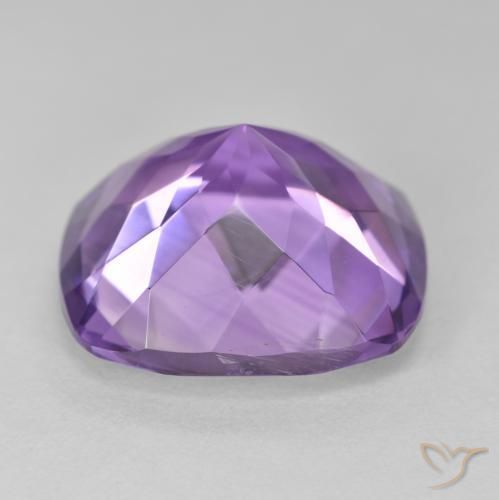 Amatista Violeta medio natural de 18.92 ct, Forma Cojín, VVS