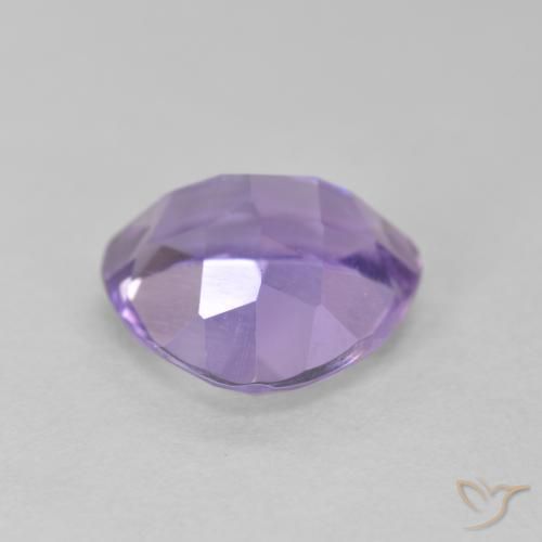 Amatista Violeta medio natural de 2.88 ct, Trillón, VS