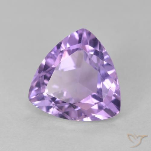 Amatista Violeta medio natural de 2.89 ct, Trillón, VS