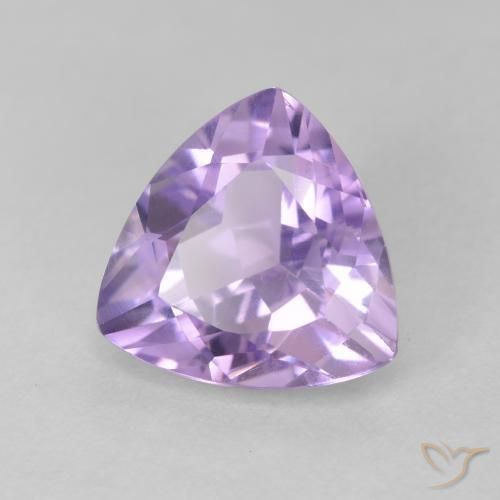 Amatista Violeta medio natural de 2.84 ct, Trillón, VS