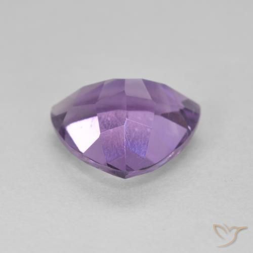 Amatista Violeta medio natural de 2.75 ct, Trillón, VS
