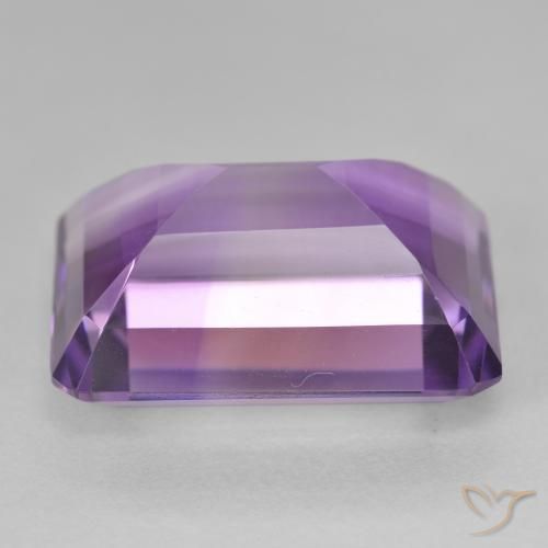 Amatista Violeta rosado medio natural de 22.10 ct, Corte Octágono / Esmeralda, VVS