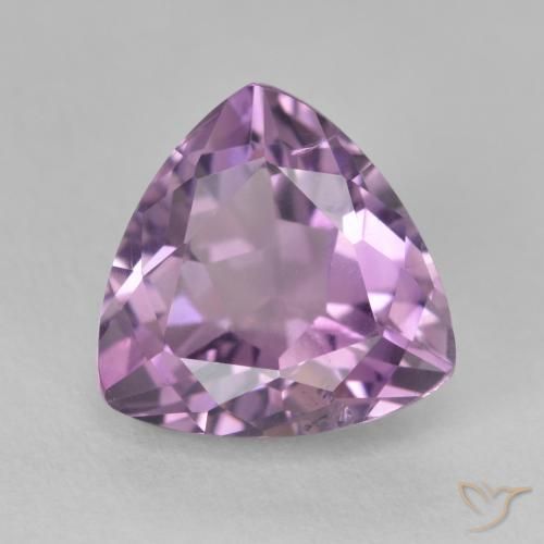 Amatista Violeta grisáceo natural de 3.21 ct, Trillón, VS