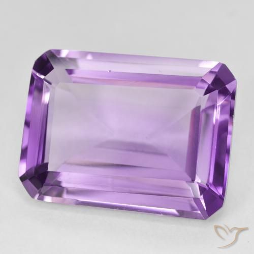 Amatista Medium Light Purplish-Violet natural de 18.56 ct, Corte Octágono / Esmeralda, VVS