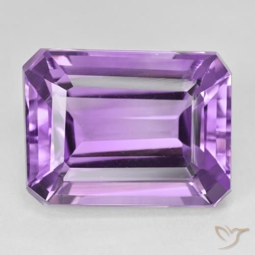 Amatista medium light purplish-violet natural de 25,05 ct, corte esmeralda, VVS