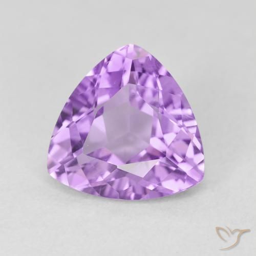 Amatista Violeta medio natural de 2.86 ct, Trillón, VS