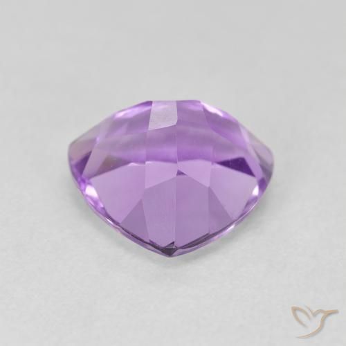 Amatista Violeta rosáceo claro natural de 3.02 ct, Trillón, VS