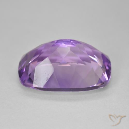 Amatista Violeta medio natural de 12.24 ct, Forma Cojín, VVS