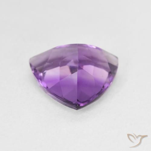 Amatista Violeta rosado natural de 2.61 ct, Trillón, VVS