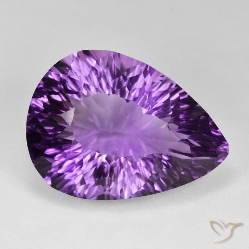 Amatista Violeta intenso natural de 57.88 ct, En forma de pera, VVS